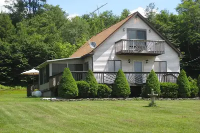 Image de Lusch Acres Retreat. . . Détendez-vous et profitez de vacances reposantes