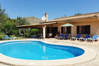 Image de Belle, confortable et tranquille village
