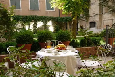 Image de Charmant appartement avec jardin au coeur de Venise