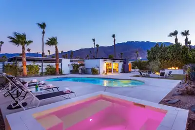 Image de Bubble Gum Modern - Lisez les commentaires!