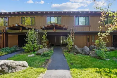 Image de Vues panoramiques sur Rocky Ridge Unit # 47