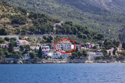 Image de Garçonnière avec le balcon et la vue sur le mer Drvenik Gornja vala, Makarska (As-4890-b)
