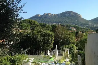 Image de Dans villa, duplex 42 M2 centre pour 4 terrasse ouverte/ jardin place parking