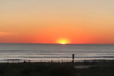 Image de Appartement vue océan residence avec piscine Wifi Gratuit - 17501