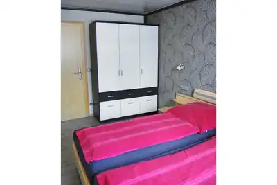 Image de Appartement joliment meublé avec terrasse