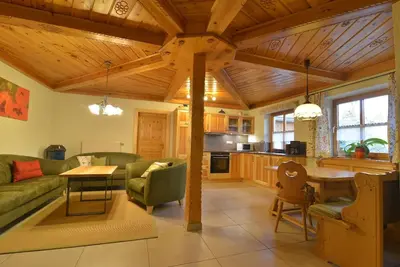 Image de Grand appartement (110qm) avec 3 chambres et balcon