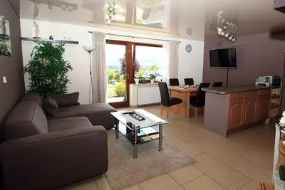 Image de Appartement luxueux avec matelas Ă eau, bain Ă remous et chauffage par le sol
