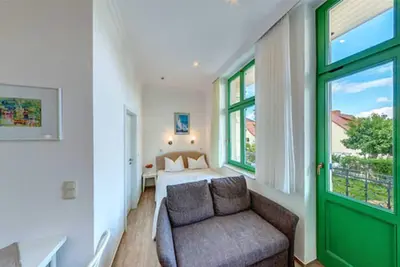 Image de Villa Ostseewarte Whg. 3, Balcon - Villa Ostseewarte, Strandnah, à vous de choisir. Vue Sur Le Lac, Ascenseur