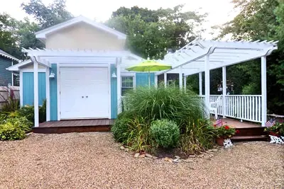 Image de Promenez-vous dans le jardin directement Ă la plage ~ Pas de routes Ă traverser! Foyer!