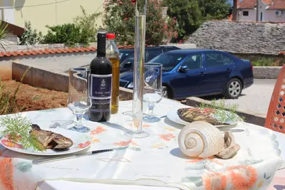 Image de Appartement d'une chambre avec la terrasse Supetar, Brac (A-5628-b)