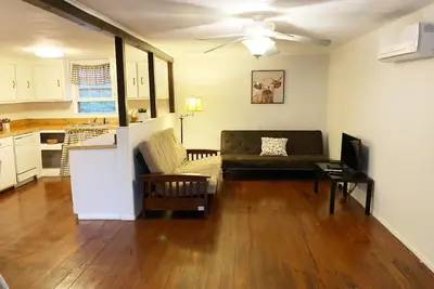 Image de Cottage lumineux et magnifique près de Spartanburg, Tryon Intl Eq Center, Asheville.