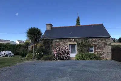 Image de Maison à 700 m de la mer, plein sud, jardin arboré, wifi, 1 chambre, 2 personnes