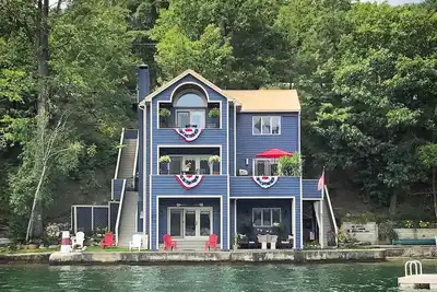 Image de Keuka Blue - Une expérience vraiment enchanteresse.