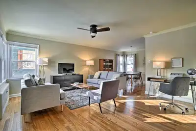 Image de Maison de ville contemporaine Bozeman - Marchez jusqu'au centre-ville!