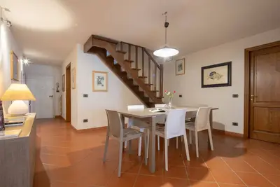 Image de San Frediano House, bel appartement dans un bâtiment historique sur la Via Romana