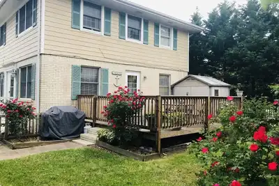 Image de Oceanfront: refuge spectaculaire dans le North End, à quelques pas de la plage