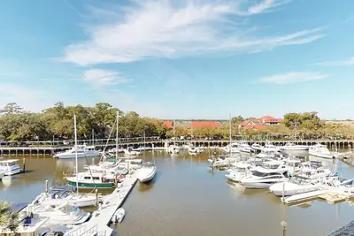 Image de 7169 Harborside Ii avec de belles vues sur la marina!