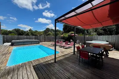 Image de Proche soulac/mer Villa de 6 couchages avec piscine couverte chauffée, jacuzzi