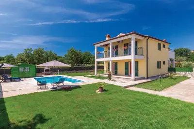 Image de Superbe maison à Nedescina avec WiFi