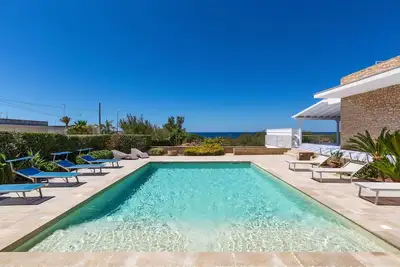 Image de 1014 Villa Fronte Mare con Piscina a Torre Suda Gallipoli