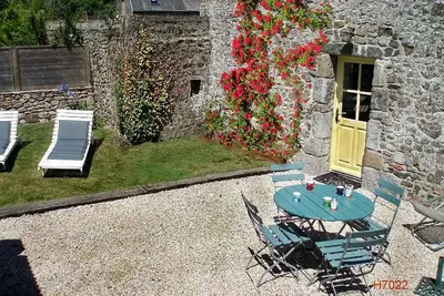 Image de Maison paisible à 900m de la mer avec jardin