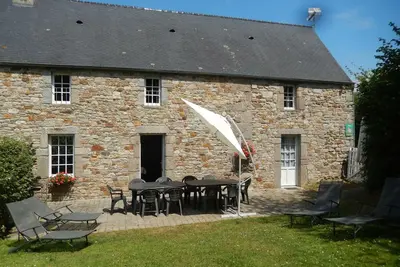 Image de Maison historique avec jardin, 4 chambres - Cotentin, proche Cherbourg