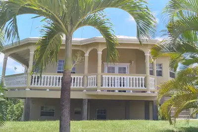 Image de Confortable Faites-le vous-même Free Style Island Home