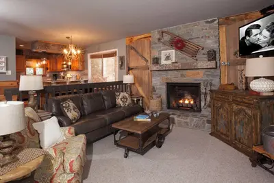 Image de Rhododendron 1 Wpm: 2 Br / 2 Ba Condo 2 chambres Ă Blowing Rock, 6 couchages