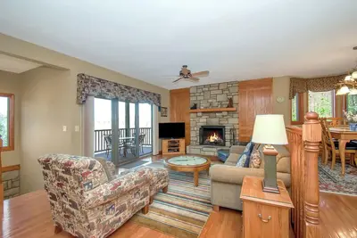 Mitchell 2 Wpm: 3 Br / 3 Ba 3 chambres condo à Blowing Rock, 8 personnes