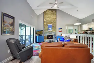 Poplar 4 Wpm: 2 Br / 2 Ba, condo de 2 chambres à Blowing Rock, 6 couchages