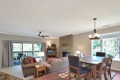 Finch 8 Wpm: 2 Br / 2 Ba Condo 2 chambres à Blowing Rock, pour 6 personnes