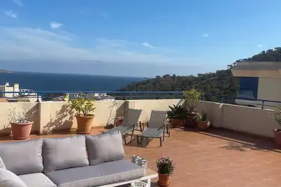 Image de Magnifique penthouse au bord de la mer