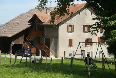 Image de T3 avec jardin dans mini ferme à 10 min de thonon et du lac léman