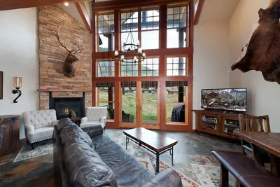 Image de Maison de ville de luxe - Ski in / Ski Out - Foosball - Best Location