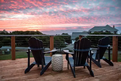 Image de Ouvert 3100pc Vue sur l'eau blanche, Animaux acceptés, Aucune entrée d'escalier