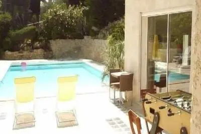 Image de Dans villa beau duplex climatisé bord de piscine /jardin 4 adultes+garage