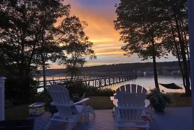 Image de Charmant chalet au bord de l'eau avec une vue magnifique sur le port de Pemaquid. 6 couchages.