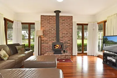 Image de La Sila Homestead - Magnifiquement présenté - Faites de cet endroit votre chez-soi.