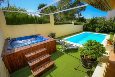 Pasion  - Maison Only Families - Piscine Privée