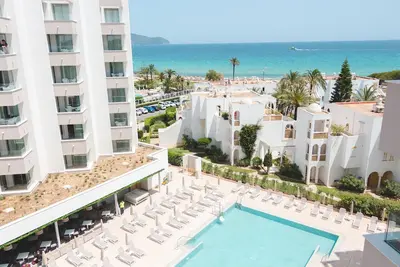 Image de Hipotels Bahía Grande Aparthotel