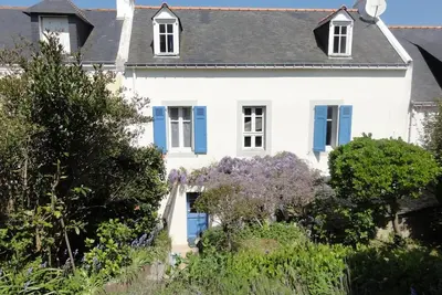 Image de Maison familiale typique Ă Sauzon avec jardin, proche du port