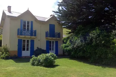 Image de Maison avec jardin et accès direct plage à Le Palais