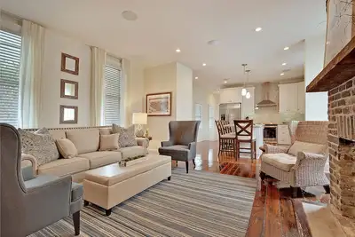 Image de Propriété impressionnante, excellent emplacement dans le centre-ville de Charleston!