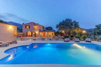 Image de La Font (Canaves) - Spectacular villa with private pool at the foot of the mountain.