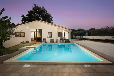 Image de Belle maison à Marcana avec WiFi