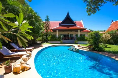 Image de Villa de luxe 3 chambres avec jardin tropical piscine privée - espace de 1200m2