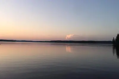 Image de Fantastique lac Wappapello Cabine 1/4 Mile pour le lancement du bateau et la plage!