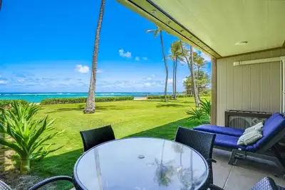 Image de Nouveau! Pono Kai B101, Remodeled, Ac, Front De La Plage, À Pied De La Ville, Vue Du Soleil