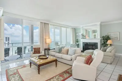 Image de Shoreline Towers 2122-3 Bdrm / 2 Bath Spacieux, décontracté et confortable sur la plage