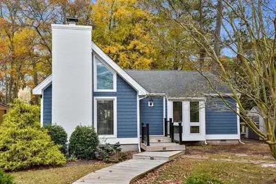 Image de Activites Quotidiennes Gratuites! Maison de vacances confortable et confortable Bethany Beach familiale avec tout le charme de chalet imaginable!